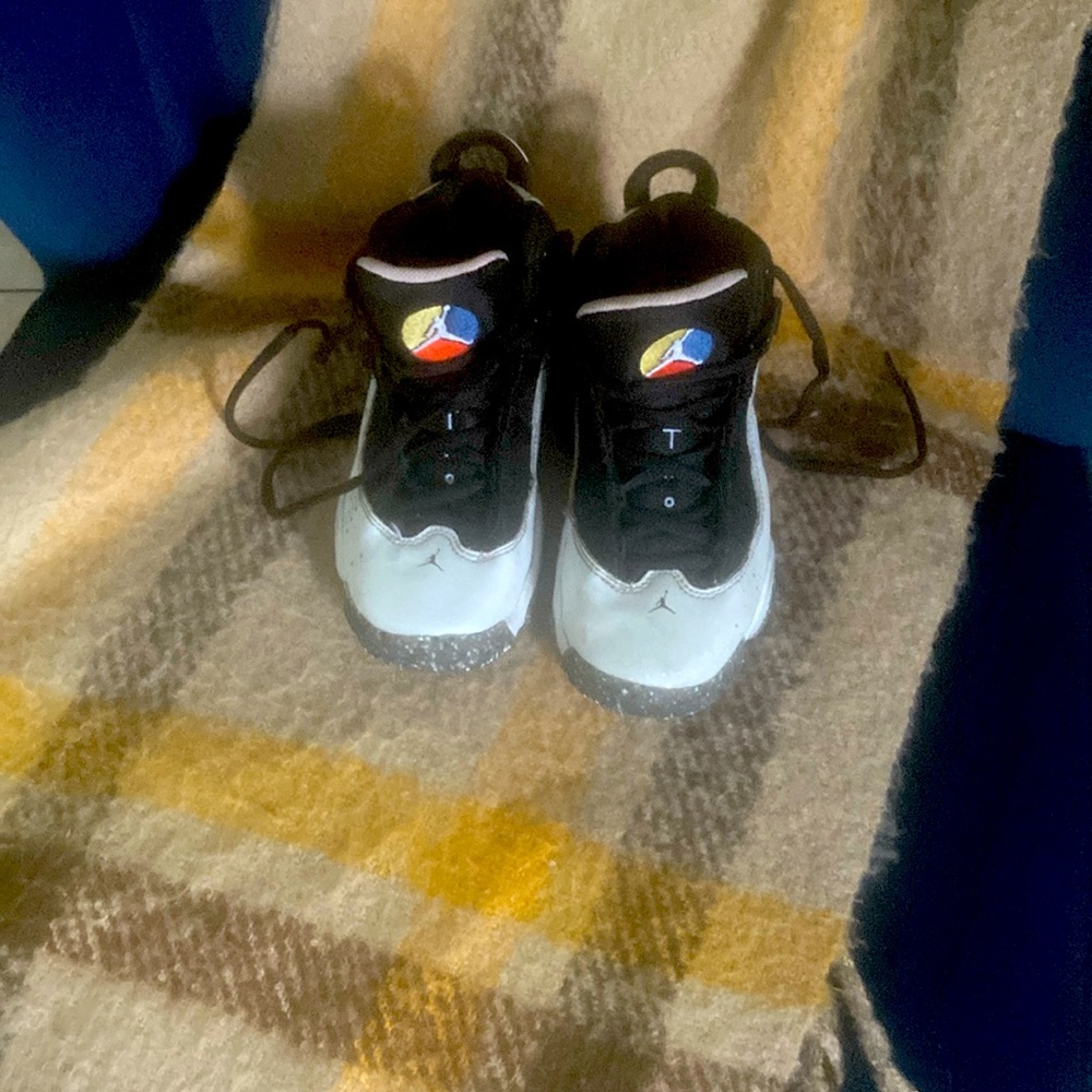 Boy Nike Jordan sneaker black